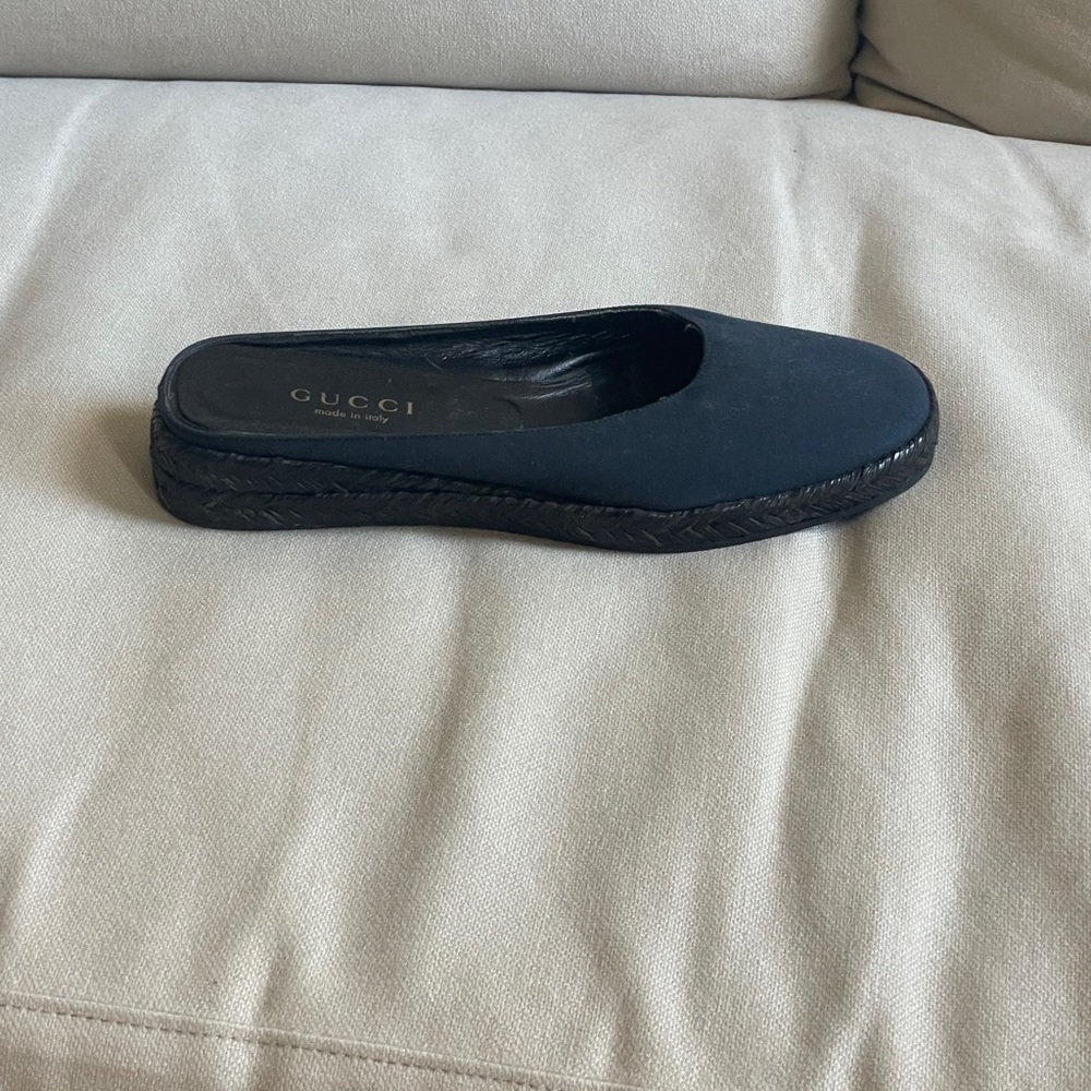 Gucci espadrille flat slides
